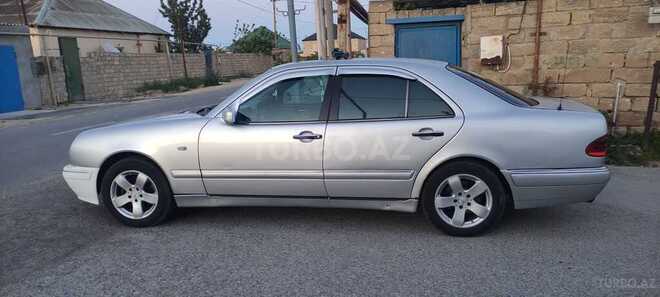Mercedes E 220 d 1999, 700,889 km - 2.2 l - Bakı