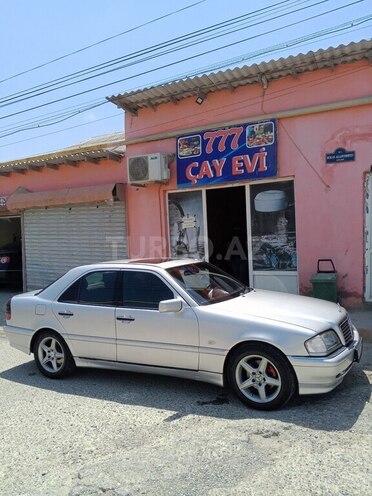 Mercedes C 240 1997, 270,500 km - 2.4 л - Bakı