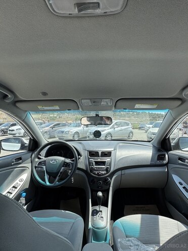 Hyundai Accent 2017, 70,000 km - 1.6 l - Bakı