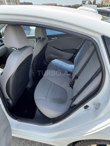 Hyundai Accent 2017, 70,000 km - 1.6 l - Bakı