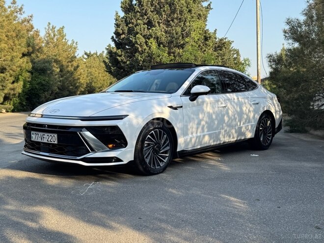 Hyundai Sonata-11