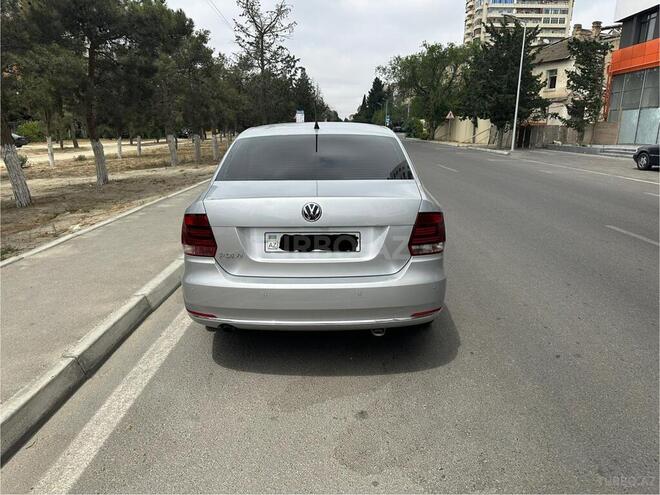 Volkswagen Polo 2019, 115,000 km - 1.6 l - Bakı