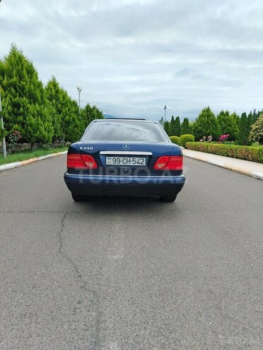 Mercedes E 240 1998, 280,000 km - 2.4 l - Göygöl