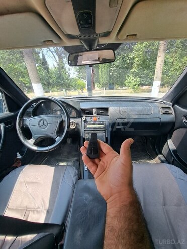 Mercedes C 180 1998, 356,879 km - 1.8 л - Lənkəran