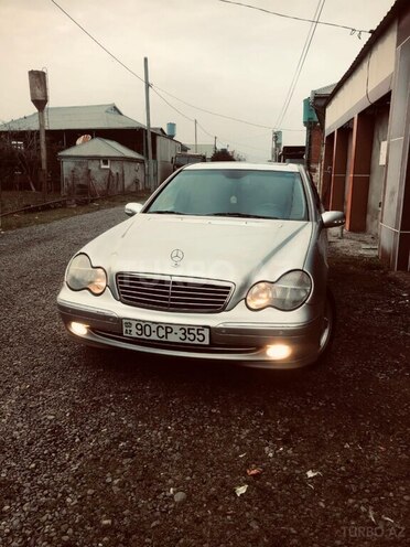 Mercedes C 240 2000, 341,000 km - 2.4 l - Bakı