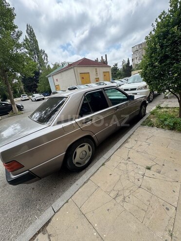 Mercedes 190 1992, 292,000 km - 2.0 l - Bakı