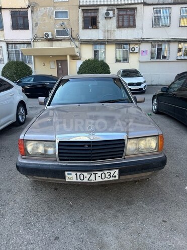 Mercedes 190 1992, 292,000 km - 2.0 l - Bakı