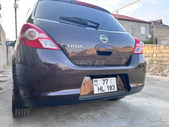 Nissan Tiida-2
