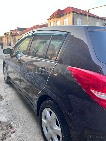 Nissan Tiida-3