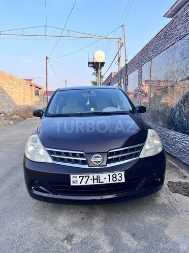 Nissan Tiida-6