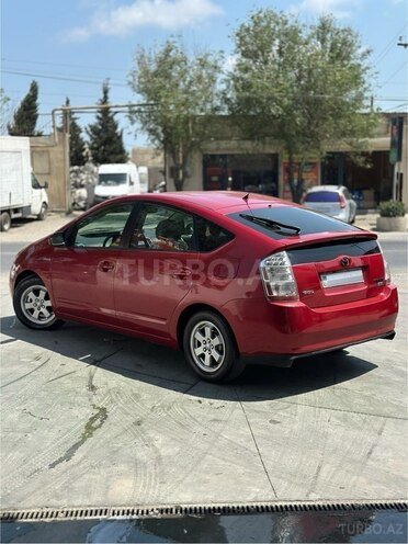 Toyota Prius-3