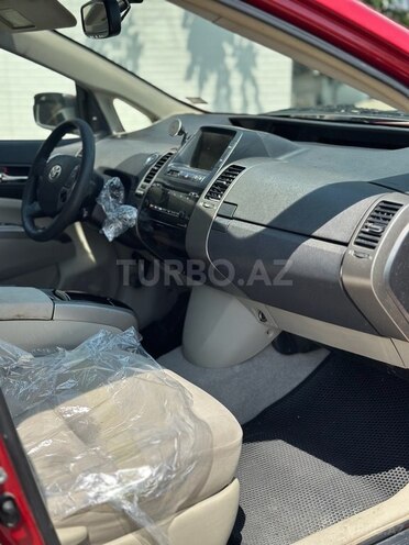 Toyota Prius-6