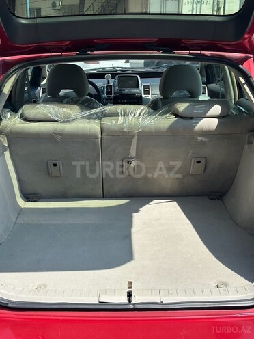 Toyota Prius-11