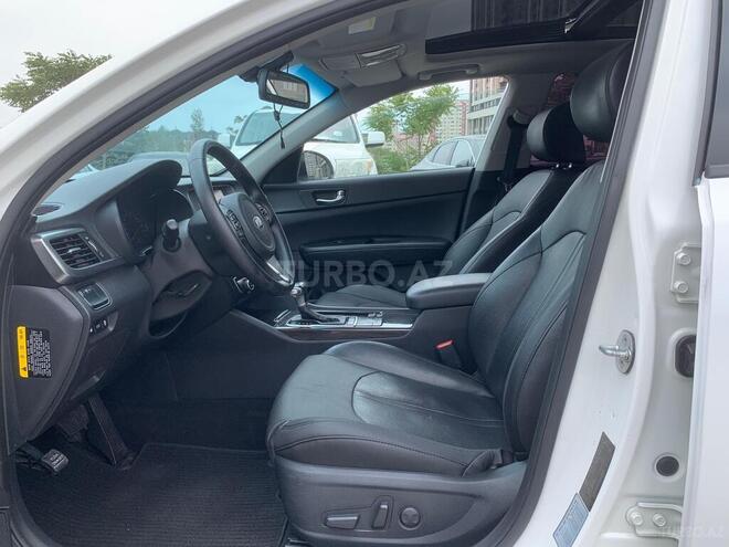 Kia K5-8