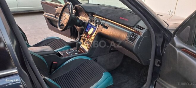 Mercedes E 230 1996, 202,012 km - 2.3 l - Bakı