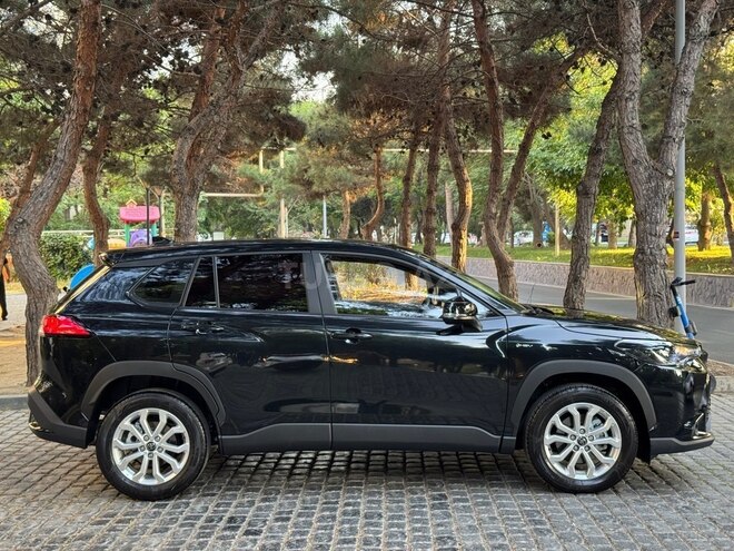Toyota  2024, 1,500 km - 2.0 l - Bakı