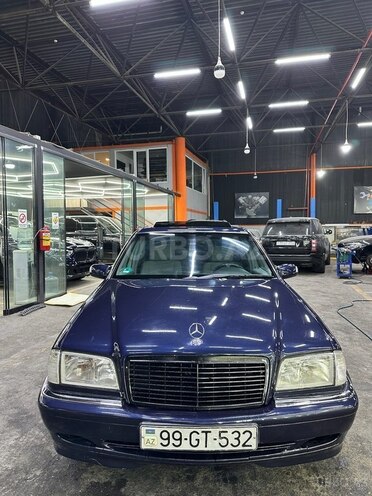 Mercedes C 180 1999, 350,000 km - 2.0 l - Bakı