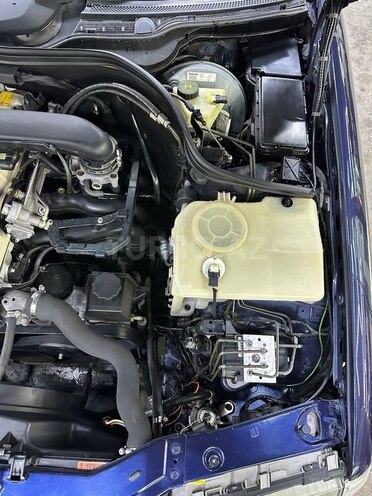 Mercedes C 180 1999, 350,000 km - 2.0 l - Bakı