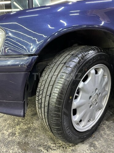 Mercedes C 180 1999, 350,000 km - 2.0 l - Bakı
