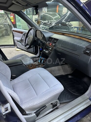 Mercedes C 180 1999, 350,000 km - 2.0 l - Bakı