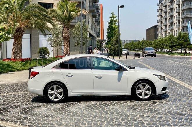 Chevrolet Cruze-5