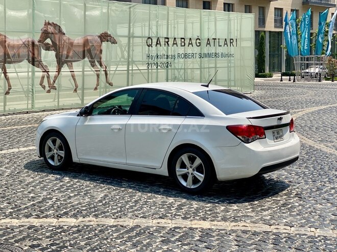 Chevrolet Cruze-9