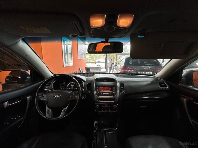 Kia Sorento-15