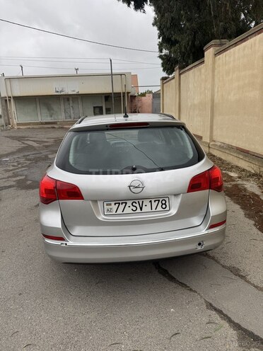 Opel Astra 2013, 160,000 km - 1.4 л - Bakı