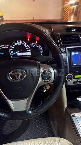 Toyota Camry-4