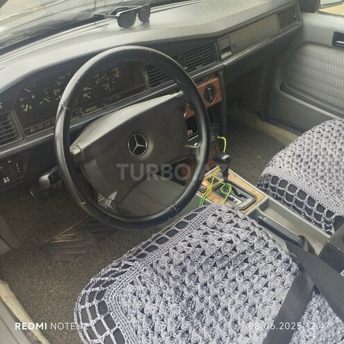 Mercedes 190 1991, 568,000 km - 2.0 л - Sumqayıt