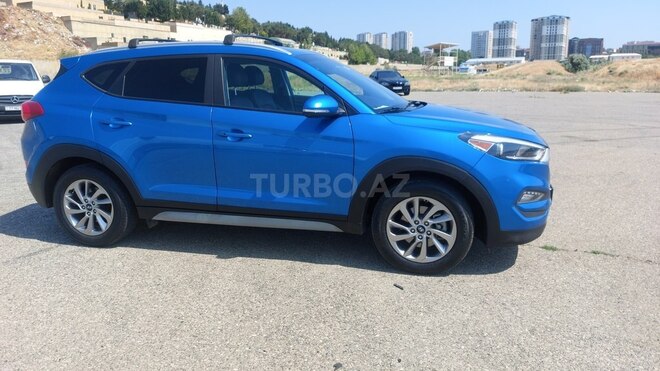 Hyundai Tucson 2017, 127,595 km - 2.0 l - Bakı