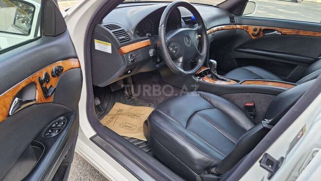 Mercedes E 320 2004, 259,000 km - 3.2 л - Sumqayıt