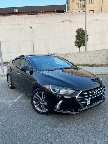 Hyundai Elantra-2