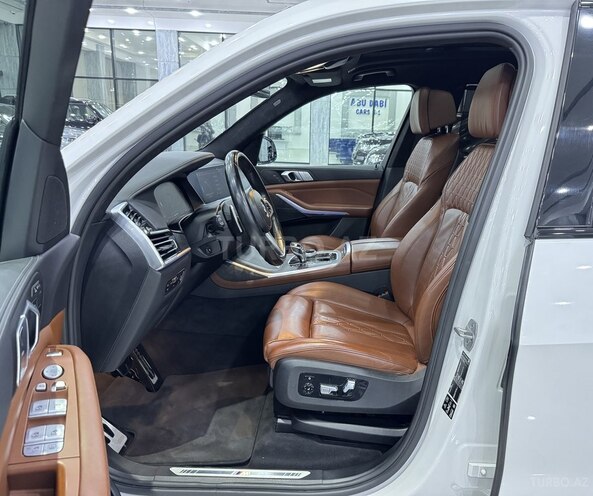 BMW X7-11