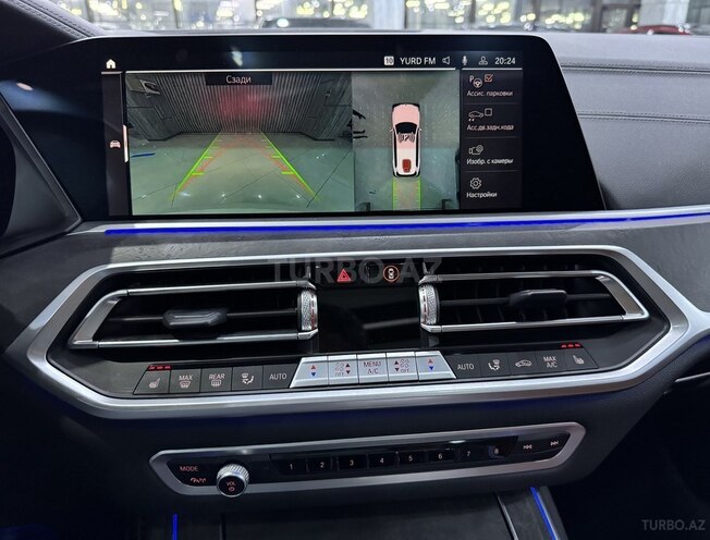 BMW X7-21
