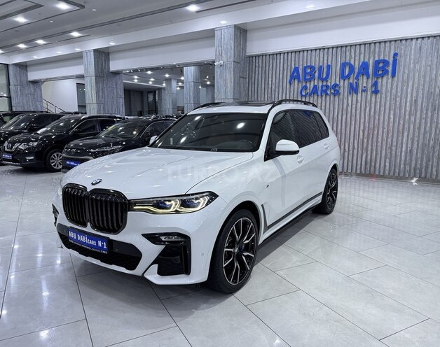 BMW X7-1