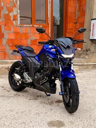 Yamaha FZ25-4