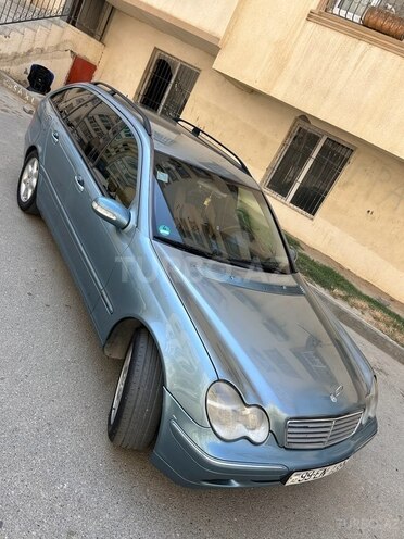 Mercedes C 180 2001, 375,197 km - 2.0 l - Xırdalan