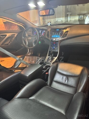 Hyundai Avante 2015, 191,500 km - 1.6 л - Bakı