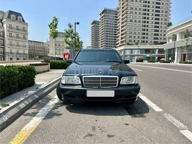 Mercedes C 200 2000, 322,000 km - 2.0 l - Bakı