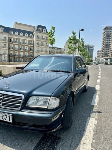 Mercedes C 200 2000, 322,000 km - 2.0 l - Bakı