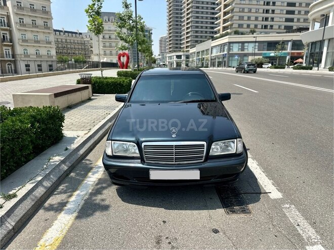 Mercedes C 200 2000, 322,000 km - 2.0 l - Bakı