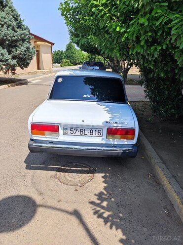LADA (VAZ) 2107 2006, 74,000 km - 1.6 l - Goranboy
