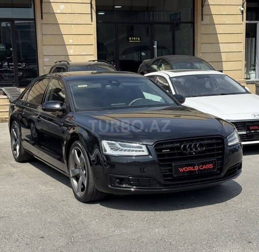 Audi A8-2