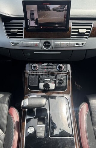 Audi A8-20