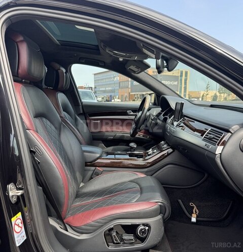 Audi A8-14