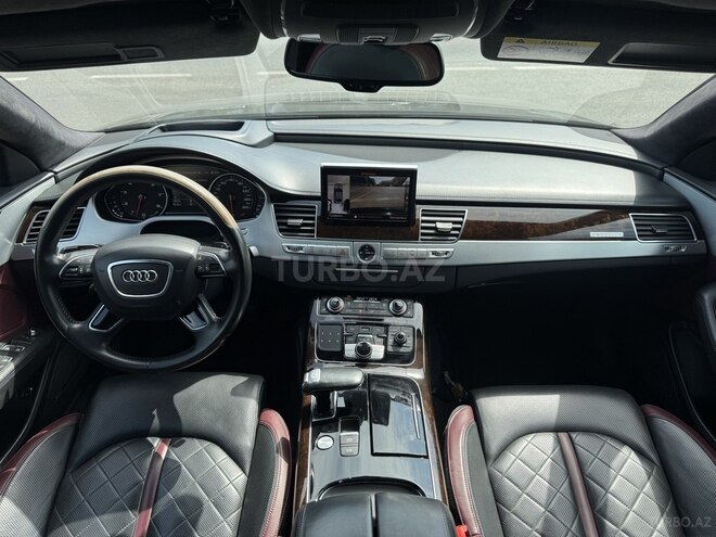 Audi A8-19