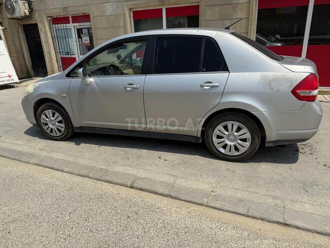 Nissan Tiida 2006, 240,000 km - 1.6 л - Bakı