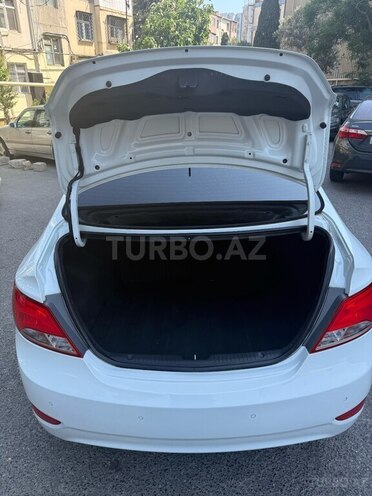 Hyundai Accent 2015, 164,000 km - 1.6 l - Bakı
