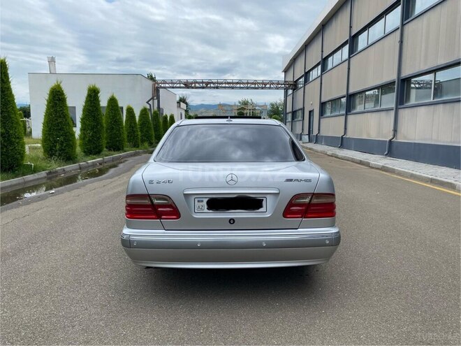 Mercedes E 240 1999, 315,000 km - 2.4 l - Tovuz